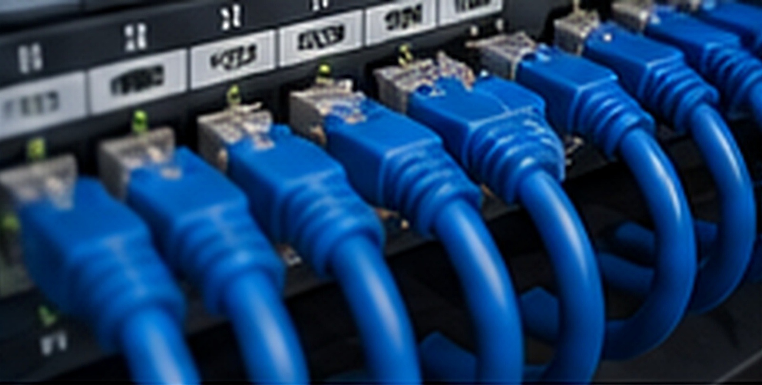 Labeled network patch panel